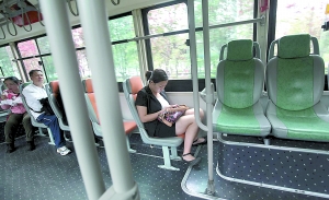 公交車哪個(gè)座位最安全? 微博安全座位報(bào)告出爐