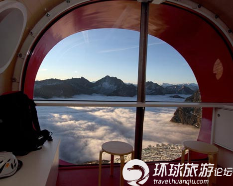 阿爾卑斯山頂?shù)膽铱章灭^ 你敢住嗎？