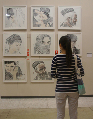 江蘇精品書(shū)畫(huà)展海南開(kāi)幕 丹青水墨詮釋中國(guó)風(fēng)