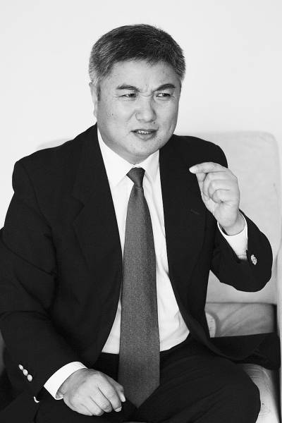 中國(guó)高中生被指國(guó)家意識(shí)超美日韓 人生觀(guān)最務(wù)實(shí)