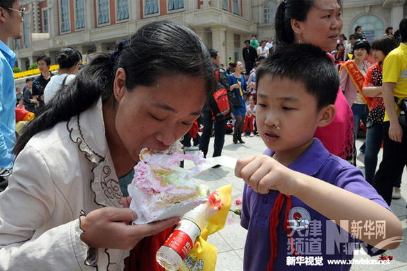 天津：低保、單親、外來務(wù)工子女圓夢(mèng)母親節(jié)