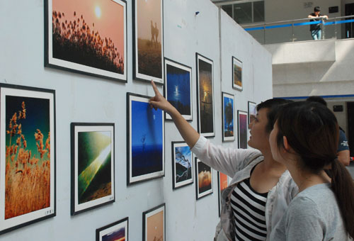 石河子大學舉辦畢業(yè)生畢業(yè)環(huán)節(jié)教學成果匯報展