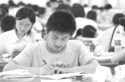 高考改革任重道遠(yuǎn)