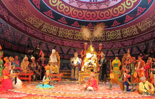 2012多彩伊犁基層文藝匯演在伊犁賓館拉開(kāi)帷幕