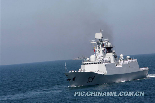中國海軍國產(chǎn)新一代戰(zhàn)艦密集下水 快速形成戰(zhàn)力