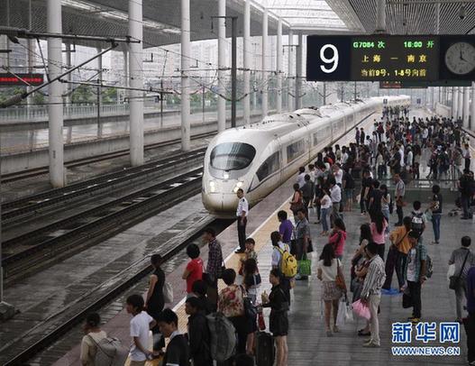2012年中秋和國慶期間鐵路旅客運(yùn)輸方案出臺