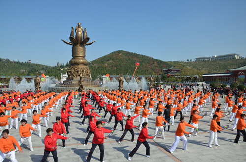 龍口市舉辦孝德文化節(jié)、南山國(guó)際長(zhǎng)壽文化節(jié)