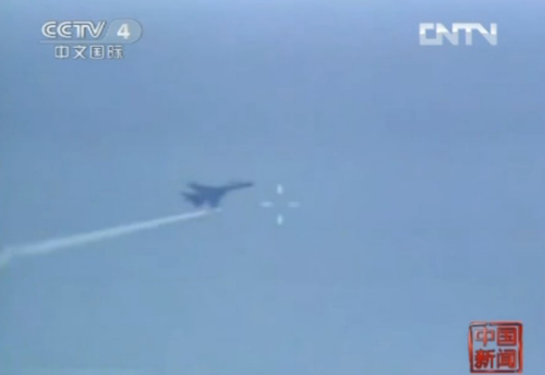 實拍：中國空軍殲11戰(zhàn)機對抗空戰(zhàn)(組圖)