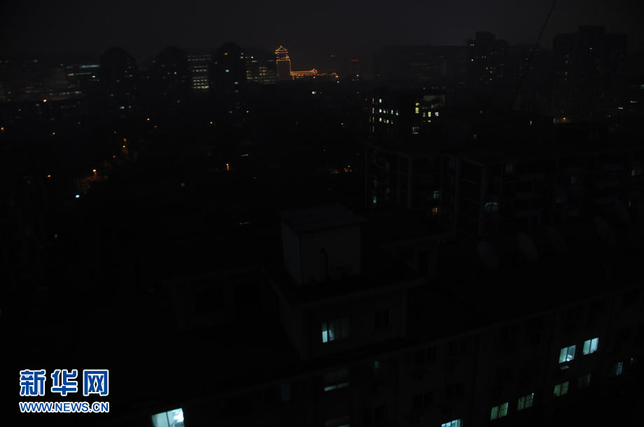 北京大部地區(qū)霧霾彌漫 早晚能見(jiàn)度對(duì)比