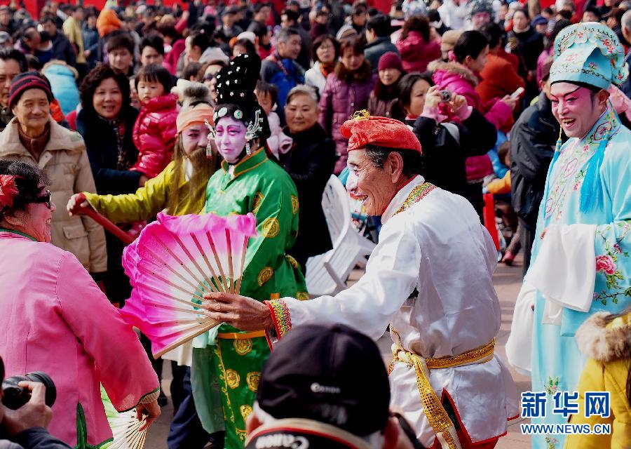 各地“霸氣民風(fēng)”PK鬧元宵