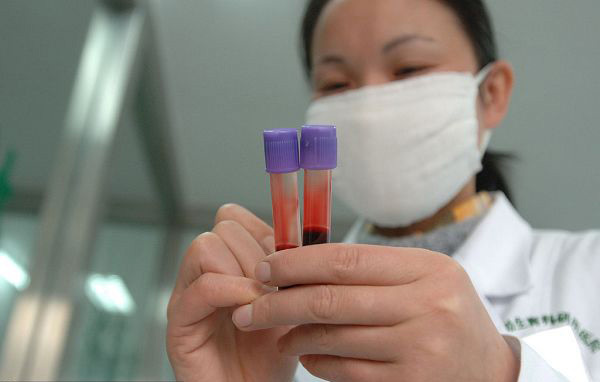 婚姻脆弱催熱親子鑒定 滴血認親一再上演