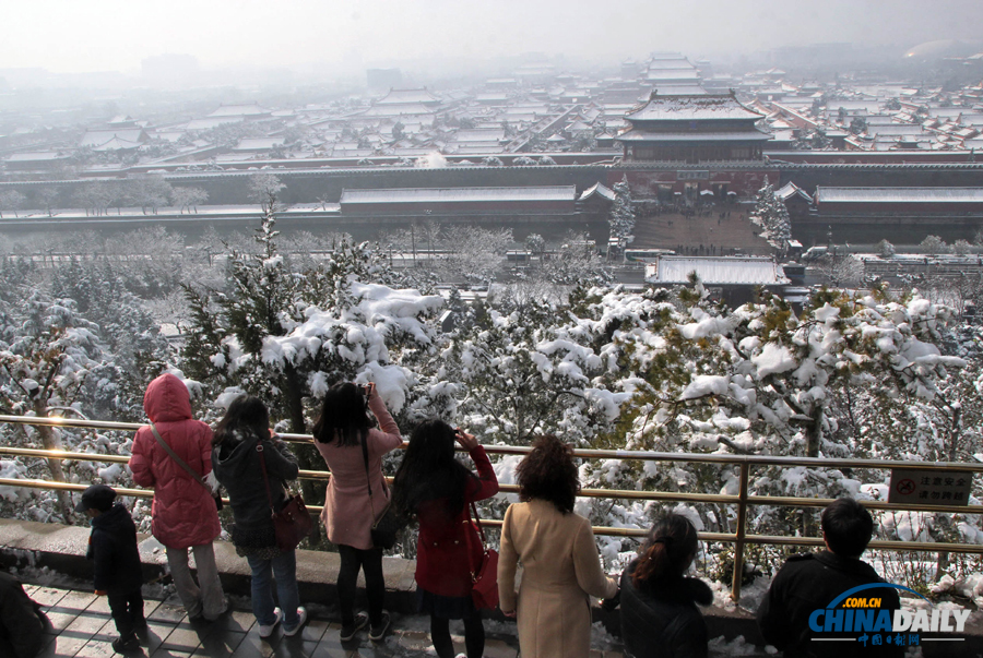 中國日?qǐng)?bào)直擊北京三月春雪