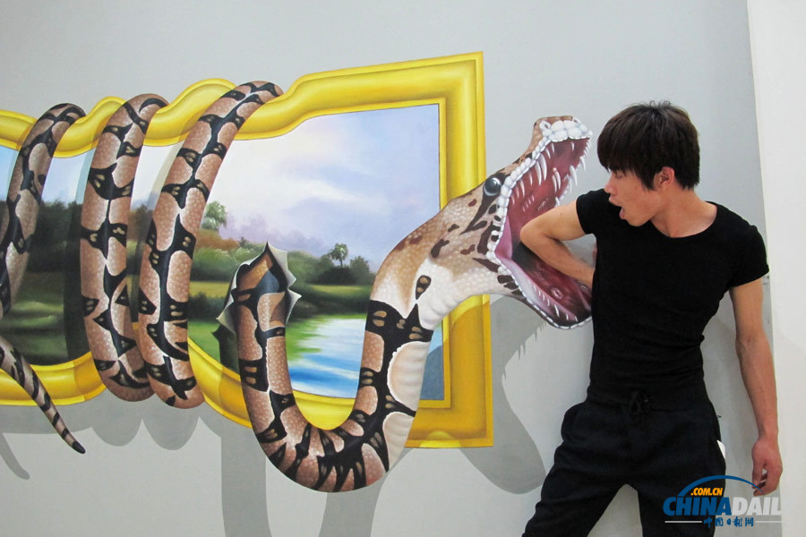 海南海口：2013國際3D魔幻世界動(dòng)漫畫展吸引眼球