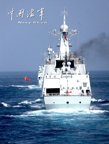 組圖：南海艦隊(duì)大規(guī)模實(shí)彈演習(xí) 主力艦盡出