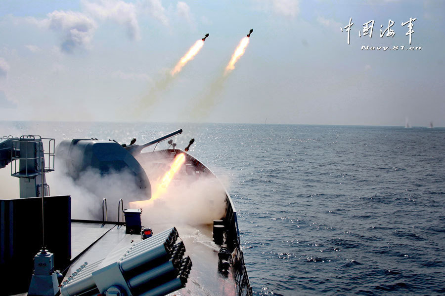 組圖：南海艦隊大規(guī)模實彈演習 主力艦盡出