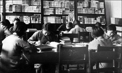 民國時(shí)期金陵美女的大學(xué)舊照（組圖）
