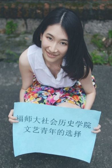 高校招生創(chuàng)新頻使“美人計(jì)”：接地氣or浮躁？