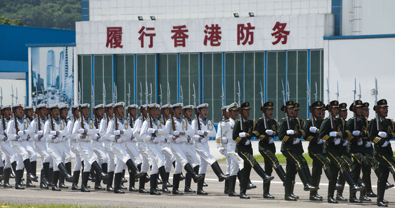 高清：駐港部隊(duì)舉行“軍營(yíng)開放日”活動(dòng)
