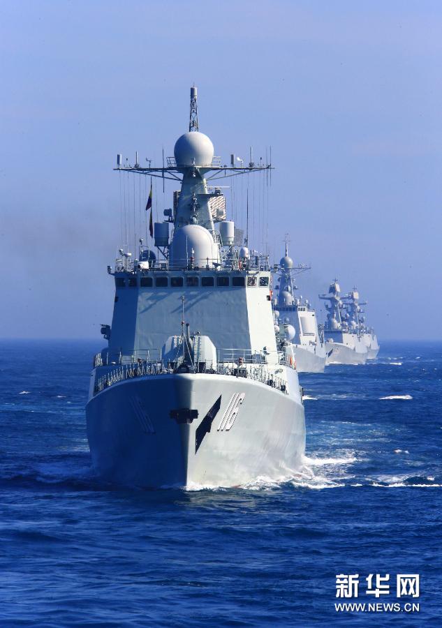 氣勢(shì)逼人！中國(guó)海軍艦艇編隊(duì)在日本海練編隊(duì)運(yùn)動(dòng)