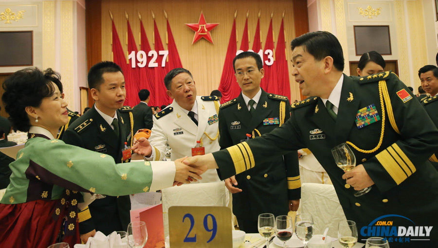 國(guó)防部舉行建軍86周年招待會(huì)