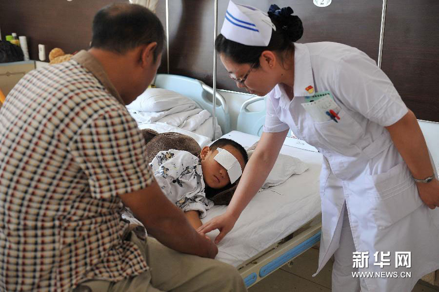 山西遭挖眼男童傷情穩(wěn)定 3個月后安裝義眼[組圖]