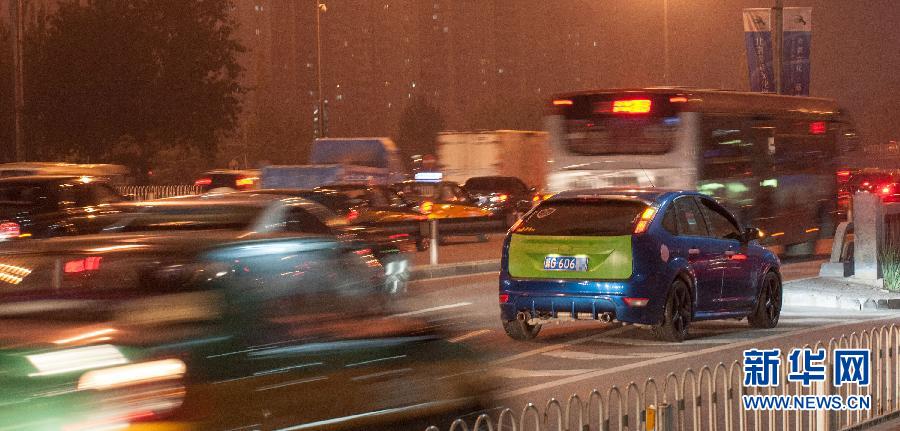 北京“無車日”變成擁堵日 局部地區(qū)達嚴重擁堵