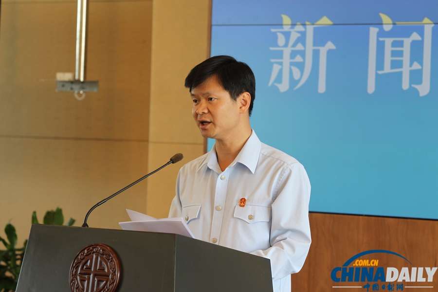 李某某等五人強(qiáng)奸案一審宣判 李某某獲刑10年
