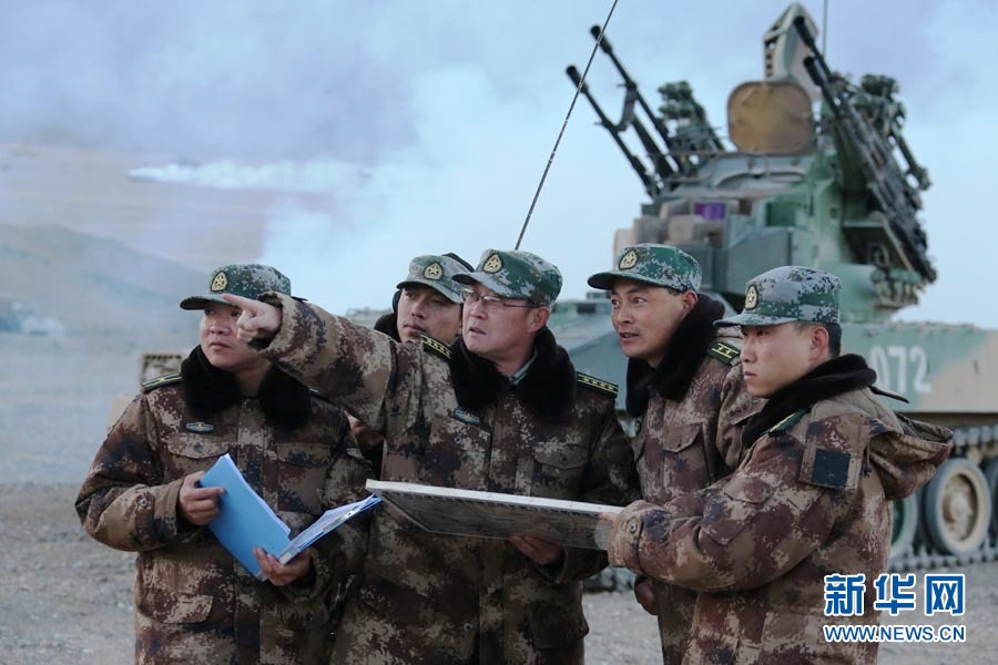 直擊解放軍萬人千車陸空協(xié)同高原大對抗