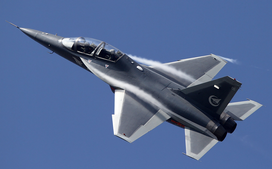中國(guó)作戰(zhàn)飛機(jī)超日俄 排名世界第二僅次于美軍