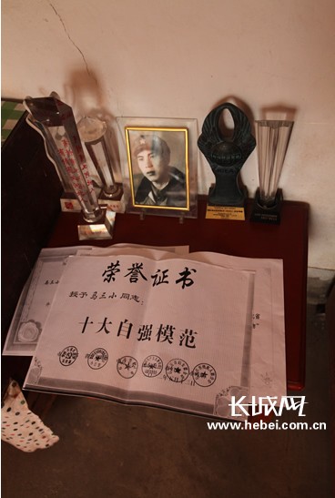 “無腿老兵”馬三?。簽樽訉O后代留下一片綠蔭