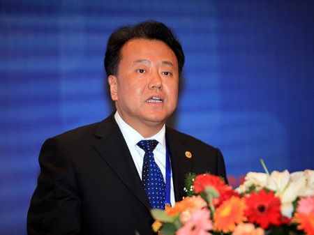 中國銀監(jiān)會副主席閻慶民出任天津市副市長