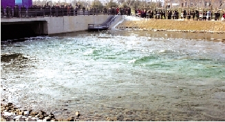 南水北調夢實現(xiàn) 京城暢飲丹江水