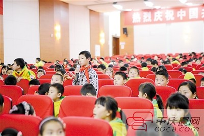 《星際穿越》在重慶火了 普通小學(xué)生和專家各有見解
