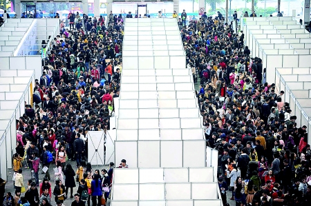 重慶一公司月薪3000元招人刷微博 你會(huì)心動(dòng)嗎？
