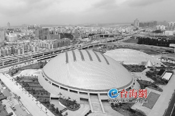 孫春蘭蘇樹(shù)林昨日率領(lǐng)檢查組在廈門檢查工作