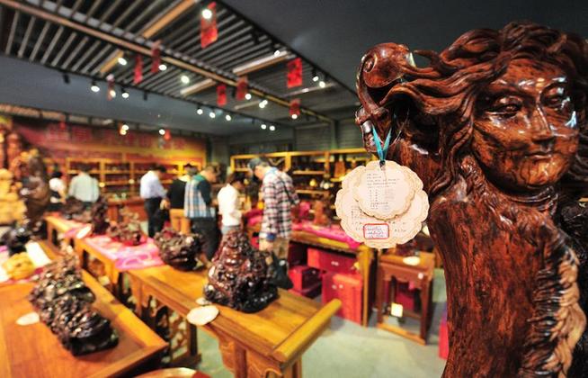 福建仙游：積極推進(jìn)紅木家具新國(guó)標(biāo)