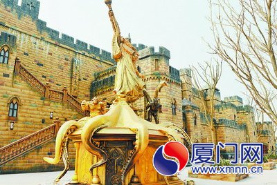 方特夢(mèng)幻王國周日開門迎客 200多項(xiàng)游樂項(xiàng)目等您來玩