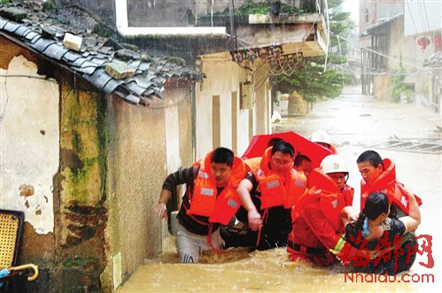 福建省中南部連降暴雨 多地受災(zāi)(組圖)