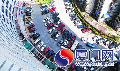 “百萬汽車時代”考驗廈門 解讀數字背后的深層問題