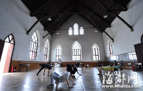 各式風(fēng)貌老洋房若保護(hù)好 福州煙臺山堪比鼓浪嶼