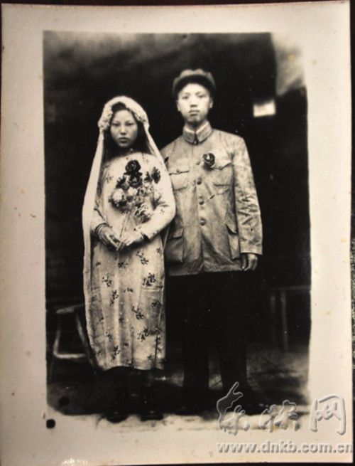 福州8旬老夫妻慶祝“鉆石婚” 結(jié)婚60年未紅過(guò)臉