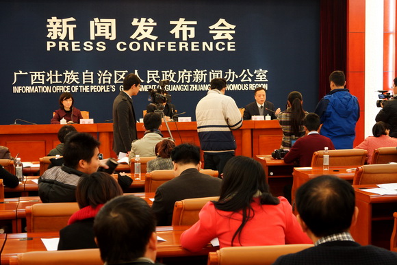 廣西昂首闊步邁入高鐵行列，年底高鐵開通