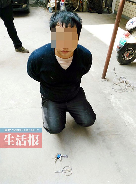男子偷女性內衣被拘 事發(fā)南寧長堽村西路一巷