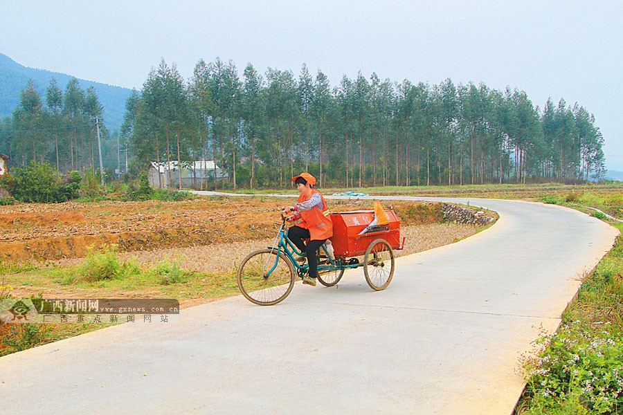 泥路變成水泥路催生“生態(tài)村” 村民改變不良習(xí)慣