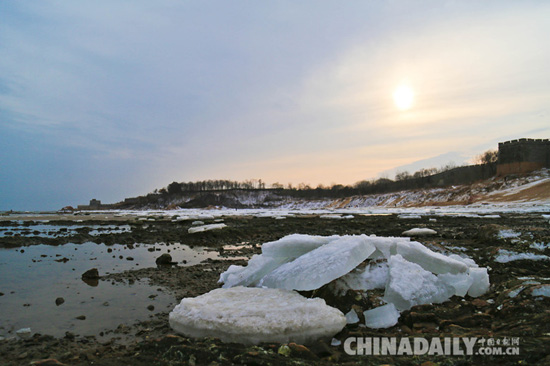 這個冬天，秦皇島海岸現(xiàn)“冰海”奇觀