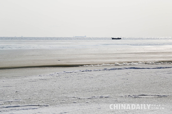 這個冬天，秦皇島海岸現(xiàn)“冰海”奇觀
