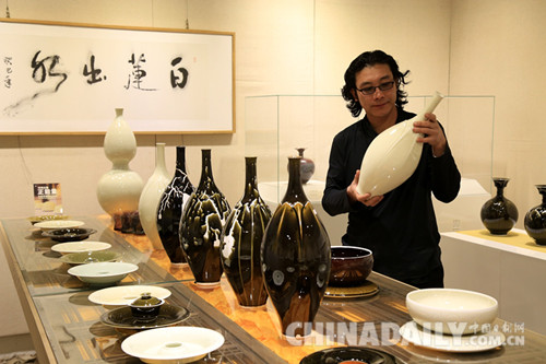 “我想成為歷史的鏈條” ——記弘傳定瓷創(chuàng)始人、河北曲陽定瓷研究所所長薛行嶙