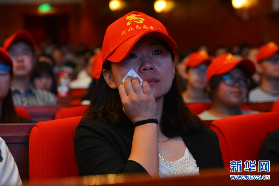 “太行山作證”李保國(guó)先進(jìn)事跡報(bào)告會(huì)在石家莊舉行