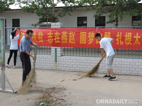 石家莊鐵道大學(xué)機(jī)械學(xué)子：奉獻(xiàn)，讓青春閃耀光芒