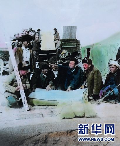 開封一市民捐贈(zèng)百件焦裕祿文史資料（組圖）